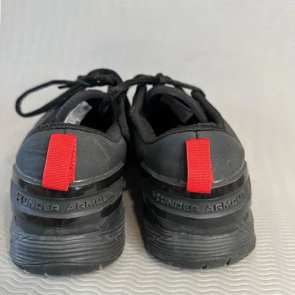 UNDER ARMOUR - Picture 4 of 7